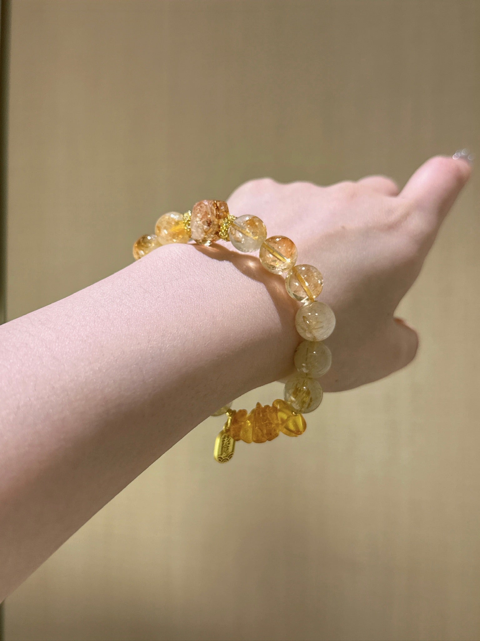▫️▪️ Huang Tajing blonde crystal beeswax bracelet